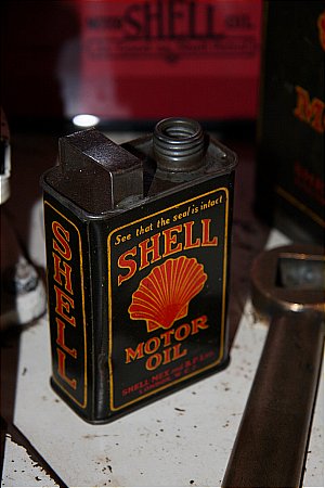SHELL (Black) MOTOR OIL (Pedal Car)  - click to enlarge